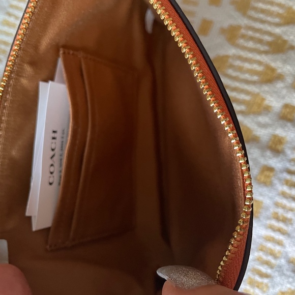 Coach slides and wristlet - Picture 3 of 7